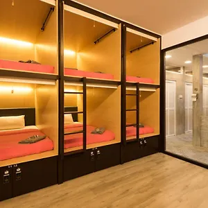 2* Hotel Oyo 89809 Sogor Girls Female Only